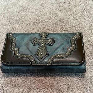 Blazin Roxx Black and Teal Cross Wallet